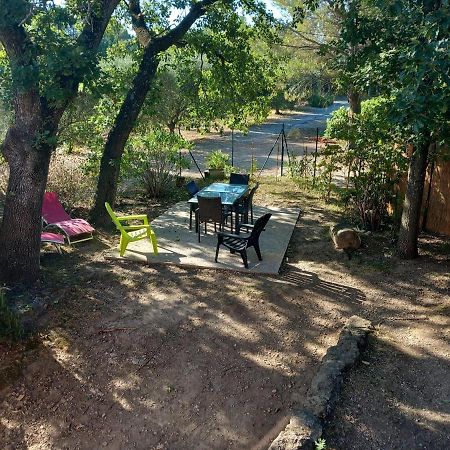 Gite Au Coeur Des Chenes Sérignan-du-Comtat Exterior foto